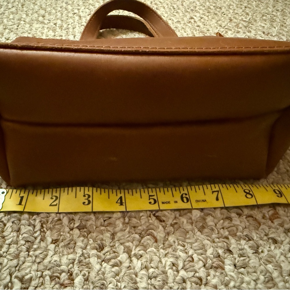 Portland Leather Mini Crossbody Tote Bag (honey) with Fortune Cookie Pouch - Picture 11 of 12
